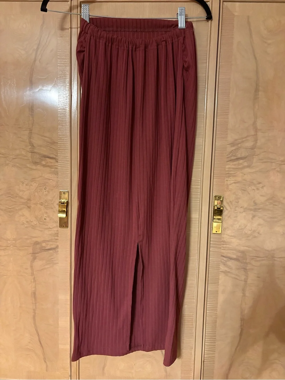 Maternity Ribbed Skirt in Dusty Rose